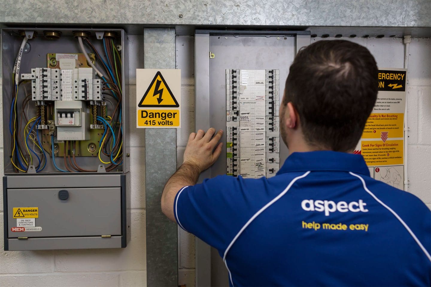 Aspect electricians; 24 hour emergency service