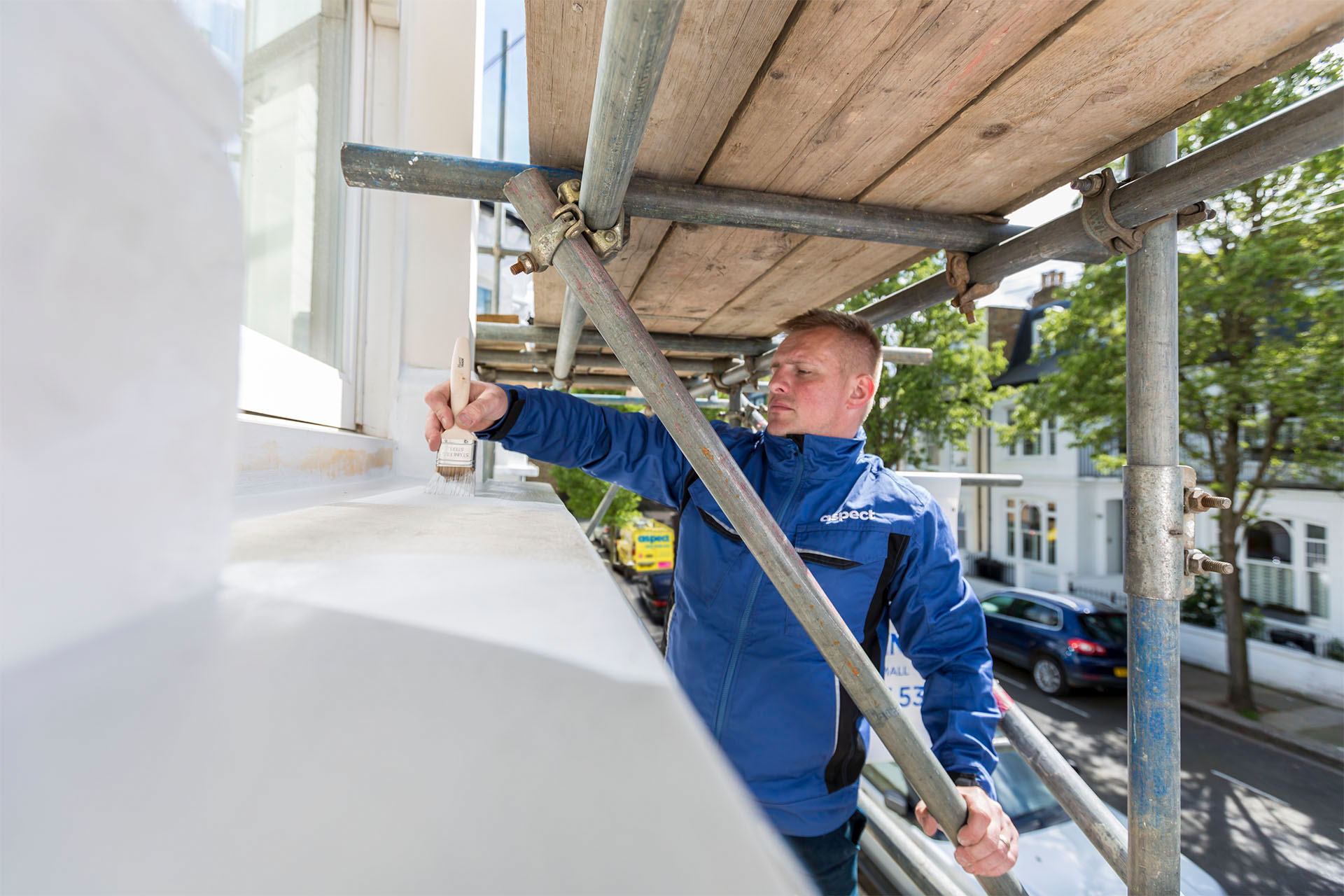 Painting and decorating - scaffolding in Fulham