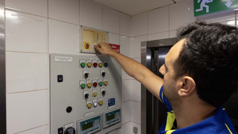 An Aspect gas engineer checks the interlock system in a commercial kitchen.