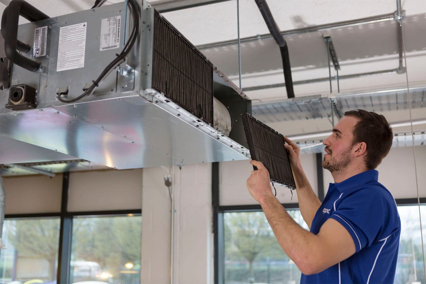 air con servicing in London